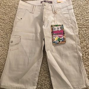 NEW Mudd Cropped Cargo Pants